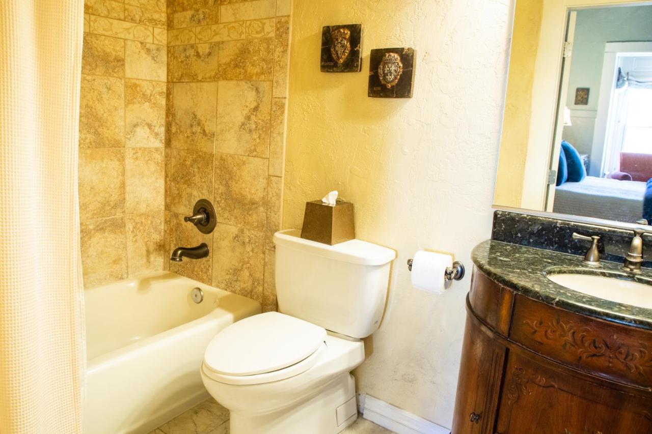 Letson Loft Hotel Bisbee Bilik gambar